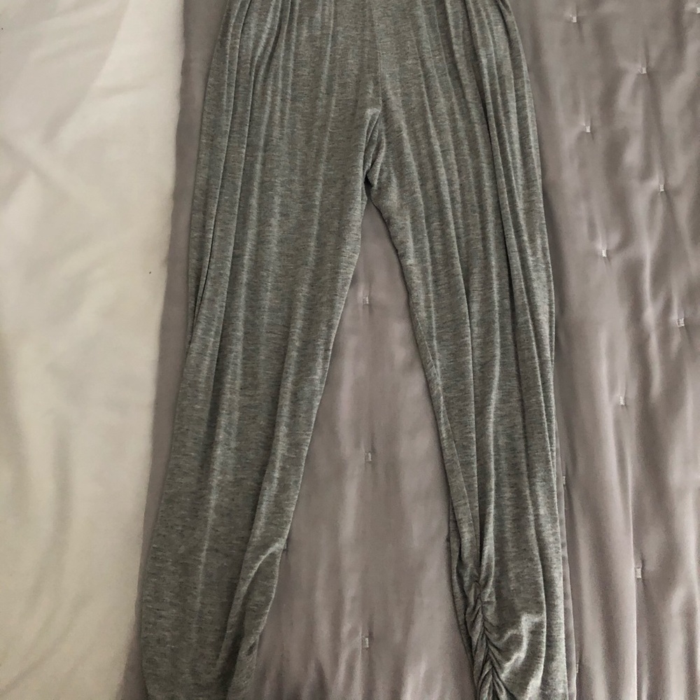 Grey romper - Picture 3 of 3